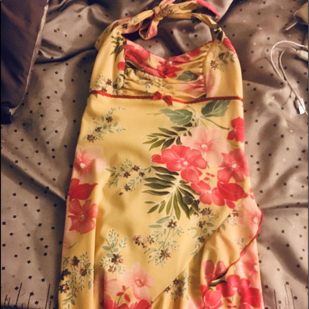 Super cute Floral Dress wore to Wedding Party